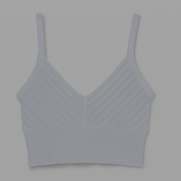 Club Monaco Ribbed Crop Top - Picture 4 of 7